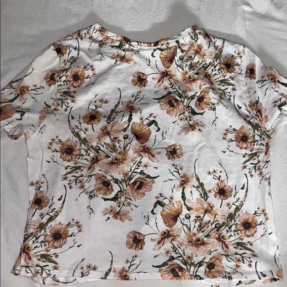 Floral top - Picture 3 of 3